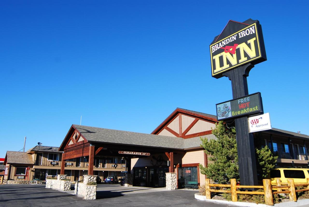 Brandin' Iron Inn West Yellowstone Dış mekan fotoğraf