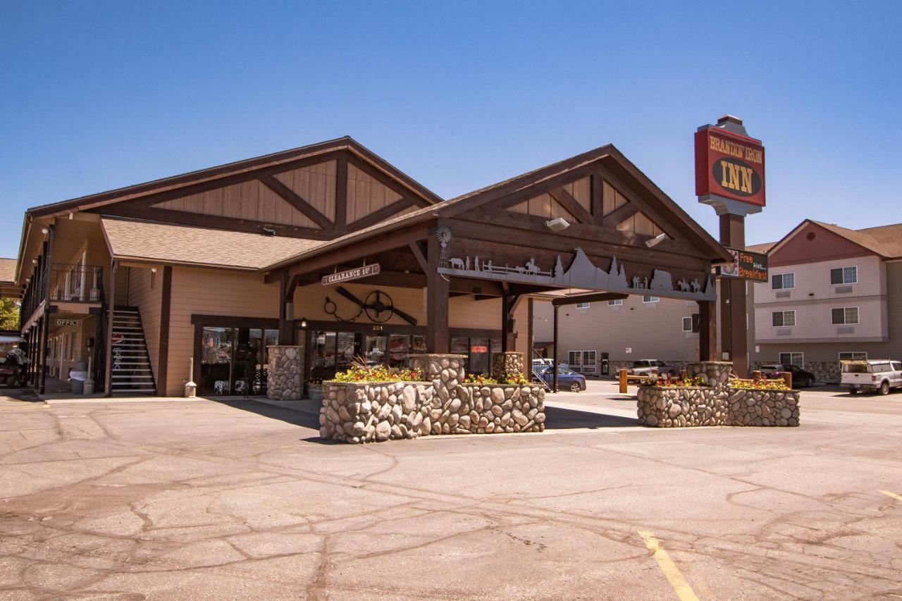 Brandin' Iron Inn West Yellowstone Dış mekan fotoğraf