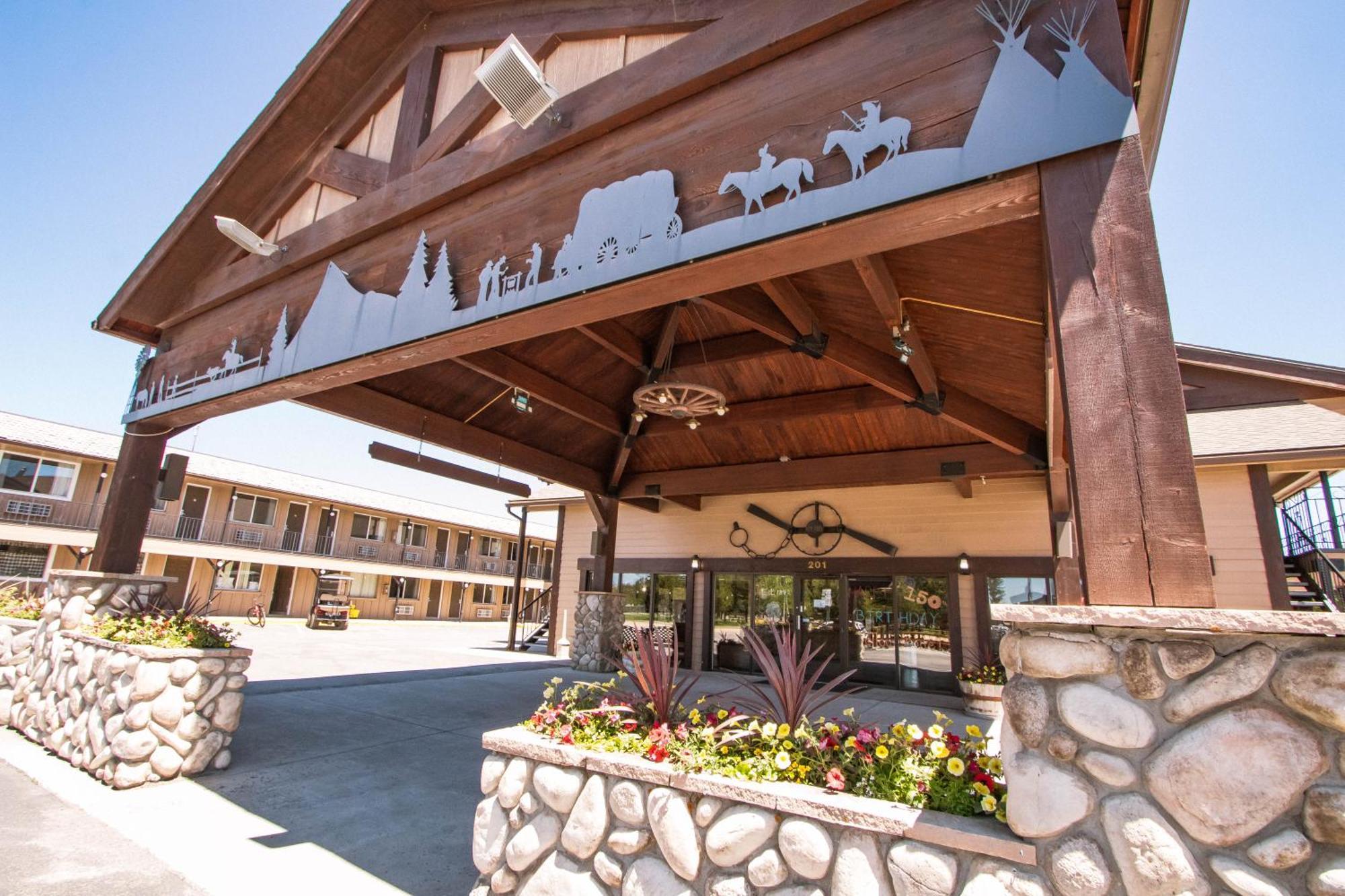 Brandin' Iron Inn West Yellowstone Dış mekan fotoğraf