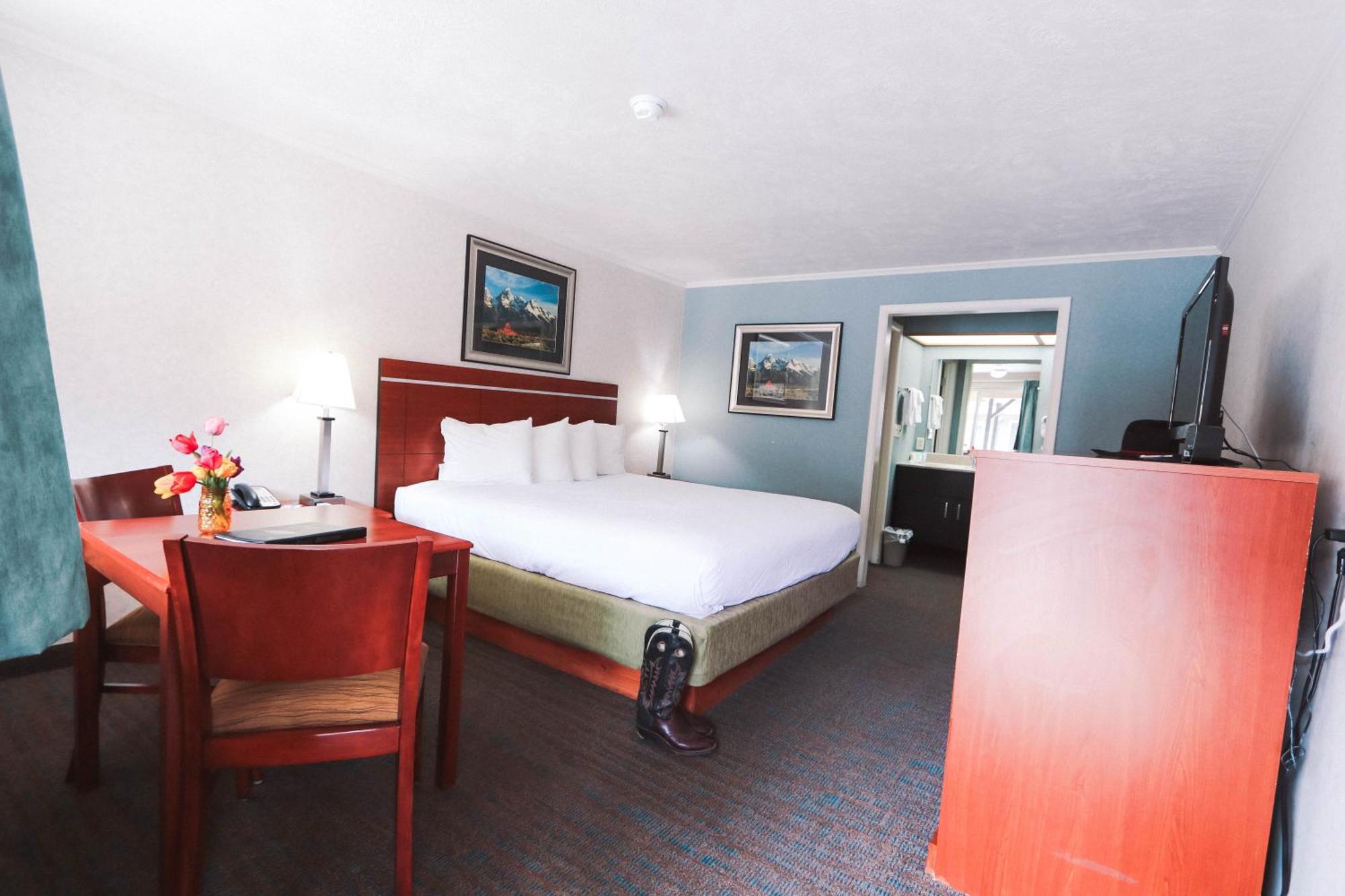 Brandin' Iron Inn West Yellowstone Dış mekan fotoğraf