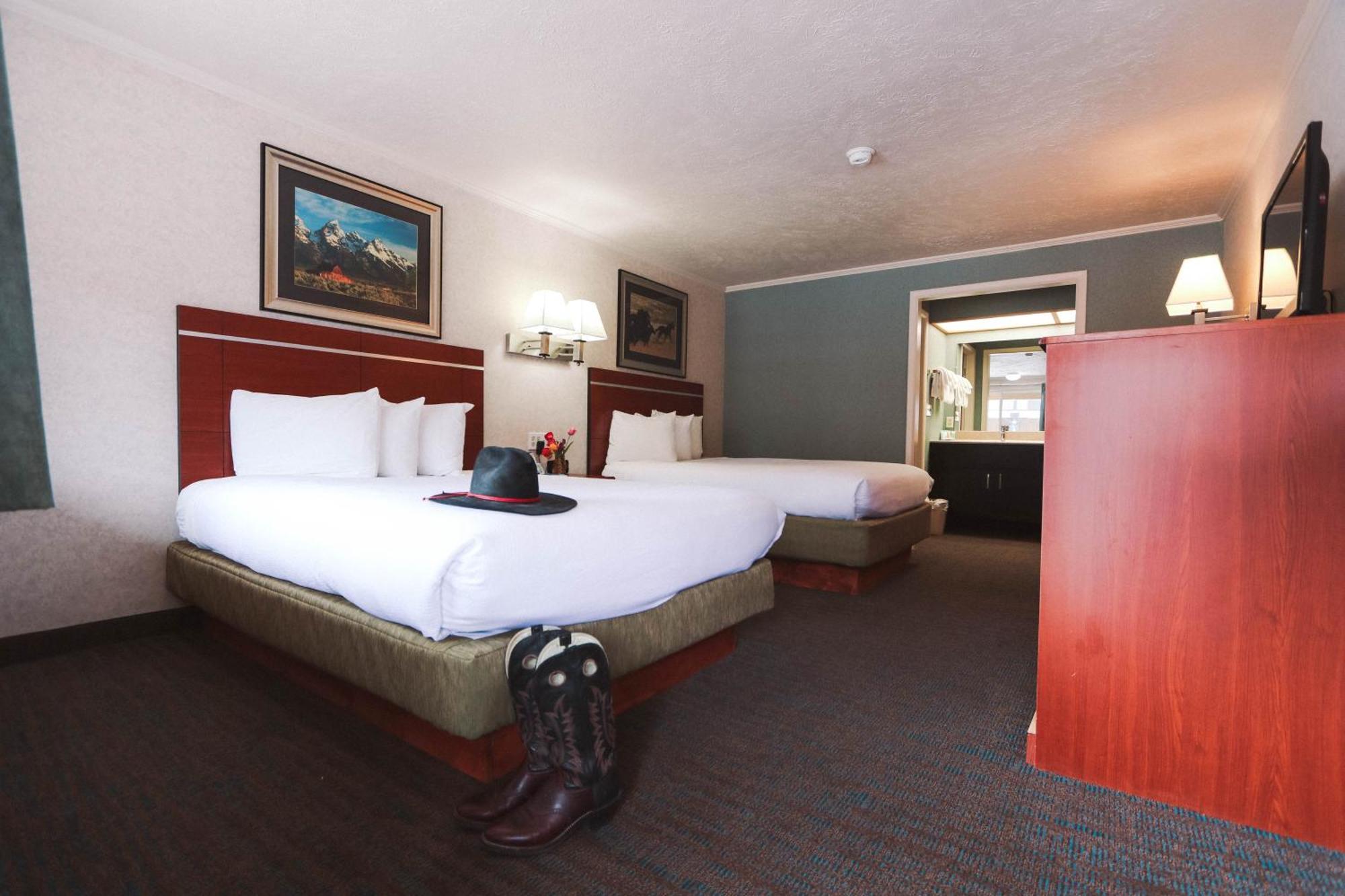 Brandin' Iron Inn West Yellowstone Dış mekan fotoğraf