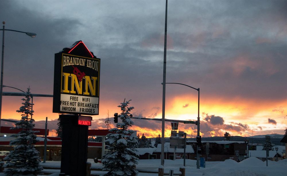 Brandin' Iron Inn West Yellowstone Dış mekan fotoğraf