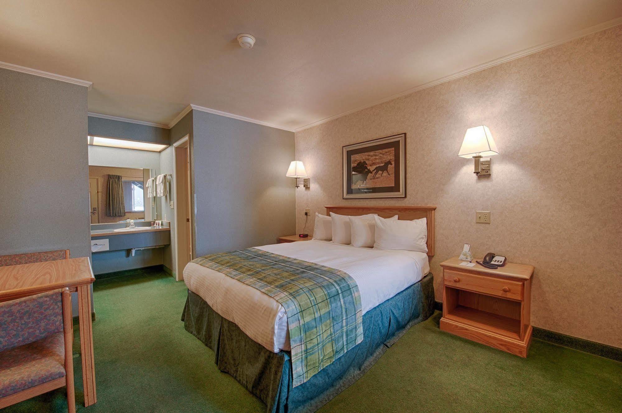 Brandin' Iron Inn West Yellowstone Dış mekan fotoğraf
